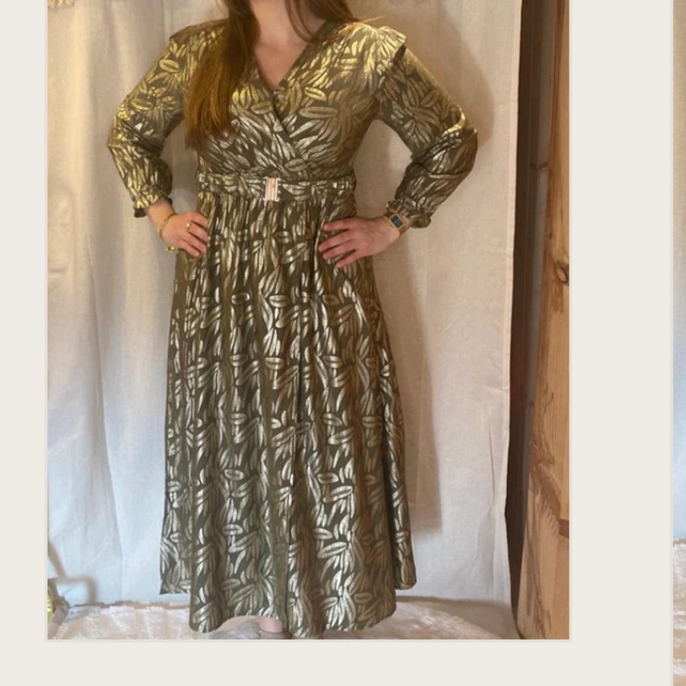MAELLA Olive Leaf Print Wrap Midi Dress